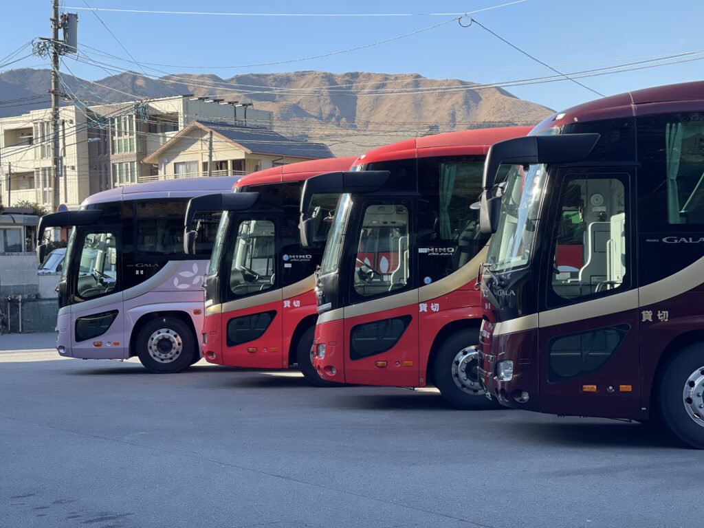 貸切バス 大分、観光バス 別府、中型バス 27名